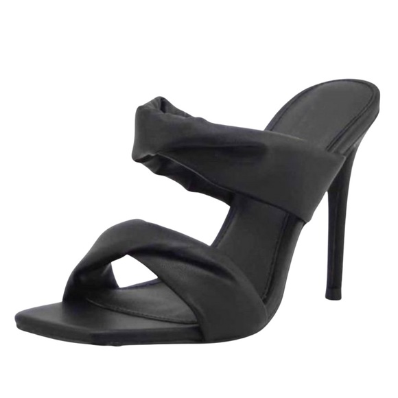 Sold out - Picture 2 of 7